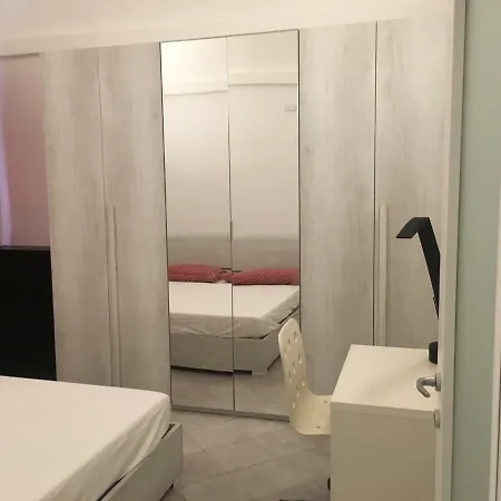 Casa Vico Mandorla Guest house Savona